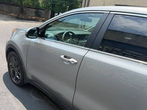 Used 2022 Kia Sportage LX w/ LX AWD Value Edition Package image 36