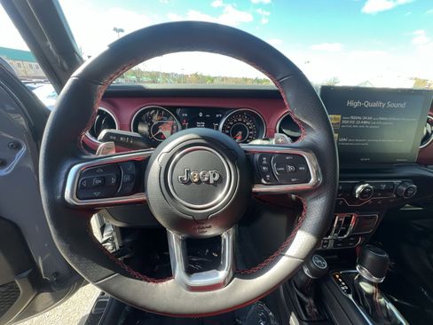 Used 2023 Jeep Wrangler Rubicon 392 image 16