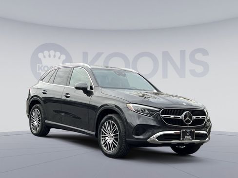 Certified 2025 Mercedes-Benz GLC 300 4MATIC image 8