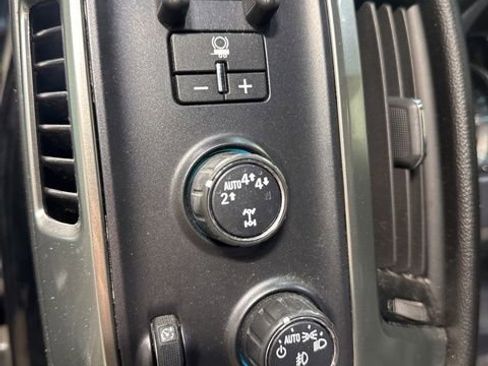 Used 2018 Chevrolet Silverado 1500 LT w/ All Star Edition image 11