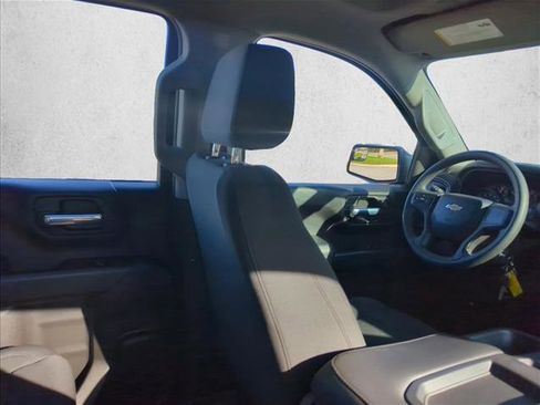 Used 2020 Chevrolet Silverado 1500 Custom w/ Custom Value Package image 24