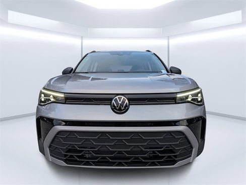 New 2026 Volkswagen Taos S image 8