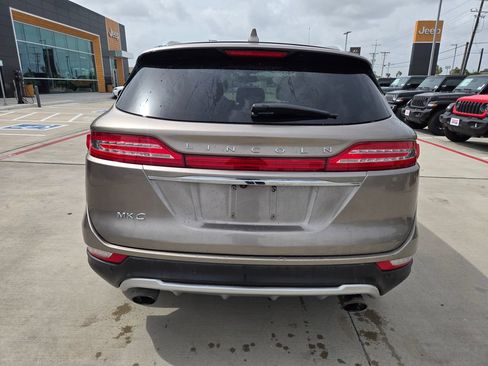 Used 2019 Lincoln MKC Select AWD/4WD image 4