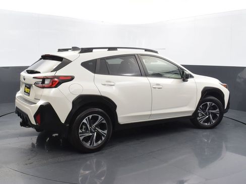 Used 2024 Subaru Crosstrek 2.0i Premium w/ Popular Package #4 image 4