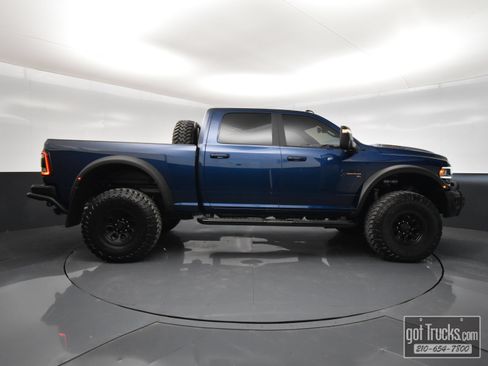 Used 2023 RAM 2500 Laramie w/ Night Edition AWD/4WD image 50