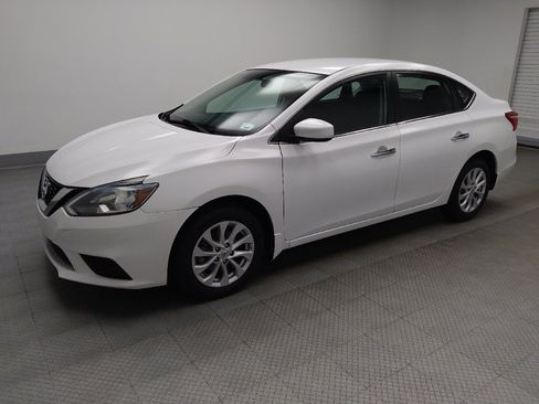 Used 2019 Nissan Sentra SV FWD image 2