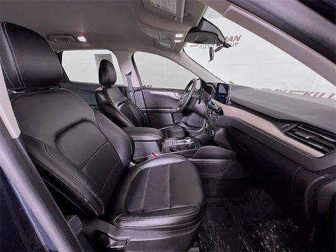 Used 2022 Ford Escape SEL image 39