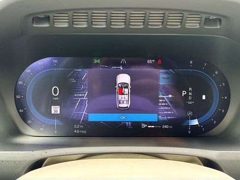 Used 2023 Volvo XC90 B5 Core w/ Protection Package image 13