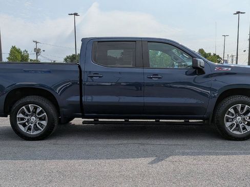 Used 2022 Chevrolet Silverado 1500 RST w/ Z71 Off-Road Package AWD/4WD image 5