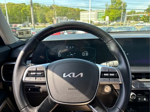 Used 2024 Kia Telluride S w/ S Sunroof Package AWD/4WD image 10