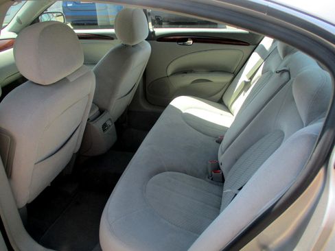 Used 2006 Buick Lucerne CX w/ Entertainment Package image 9