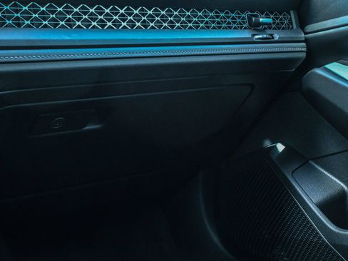 Used 2023 Honda Accord EX image 9