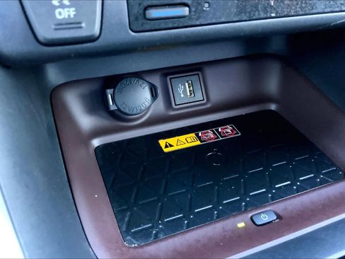 Used 2024 Toyota RAV4 Limited w/ Advanced Technology Package FWD image 34