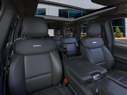 New 2026 Ford Expedition Platinum image 10