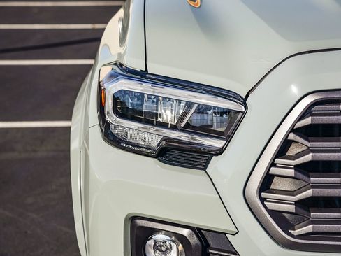 Certified 2023 Toyota Tacoma TRD Sport image 11