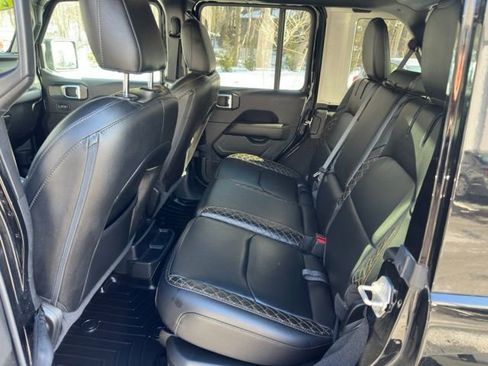 Used 2021 Jeep Wrangler Unlimited Sahara image 19