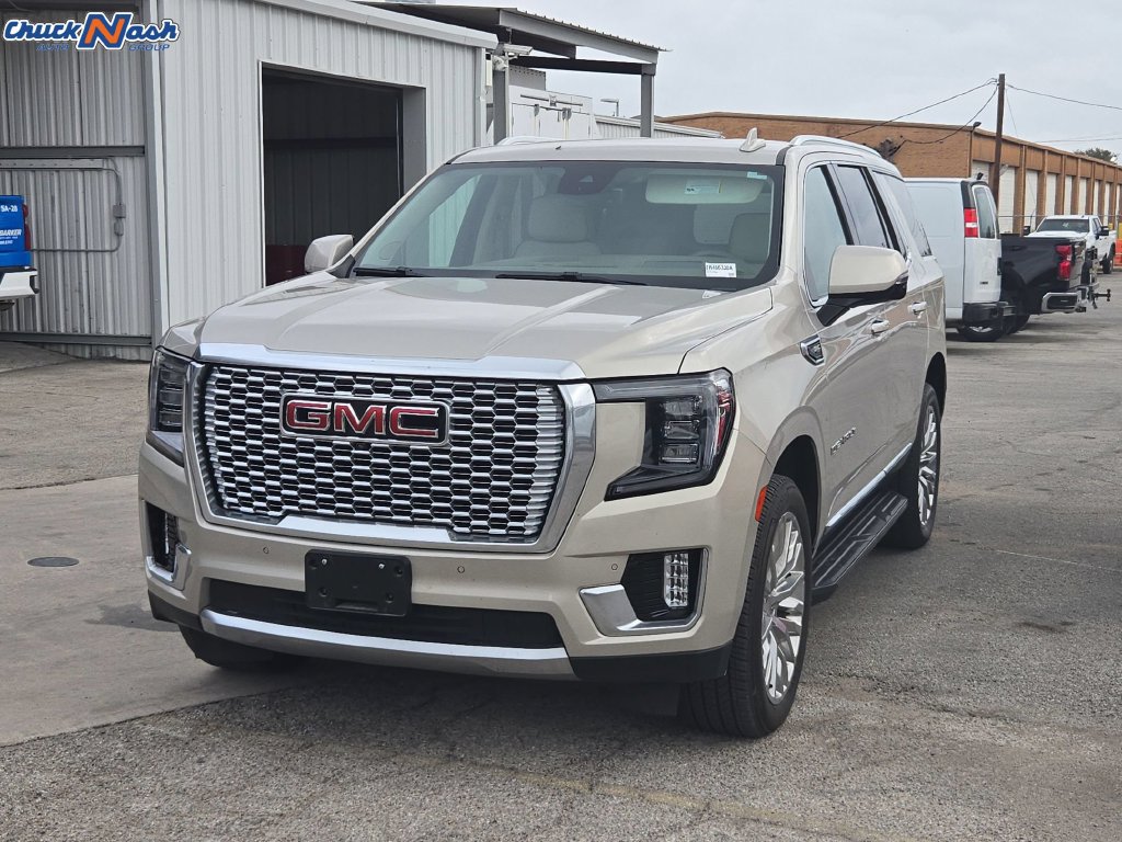 Used 2023 GMC Yukon Denali RWD image 3