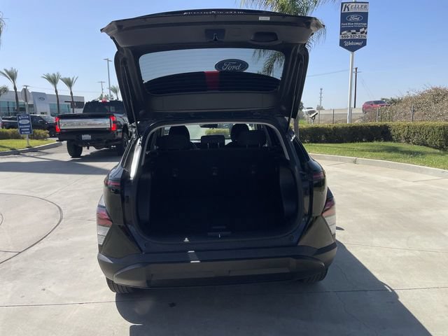Used 2025 Hyundai Kona SEL FWD image 25