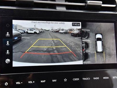 Used 2022 Hyundai Tucson Limited image 13