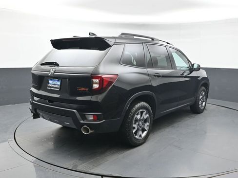 Certified 2023 Honda Passport TrailSport image 6