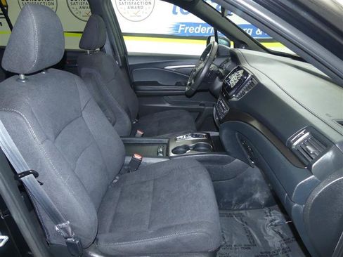 Used 2022 Honda Pilot Sport image 8