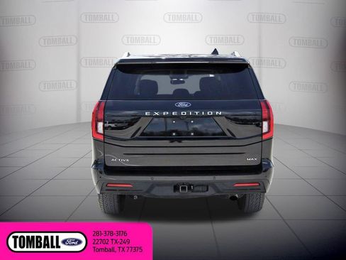 Used 2025 Ford Expedition Max Active RWD image 7