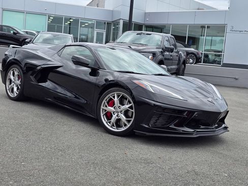 Used 2022 Chevrolet Corvette Stingray Preferred Conv w/ Z51 Performance Package RWD image 1