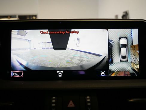 Used 2020 Lexus ES 300h w/ Accessory Package 2 image 25