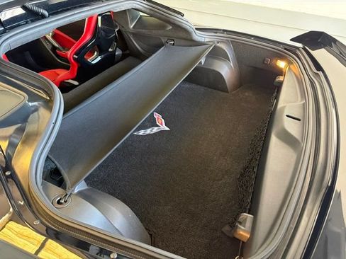 Used 2016 Chevrolet Corvette Z06 w/ 3LZ Preferred Equipment Group RWD image 32