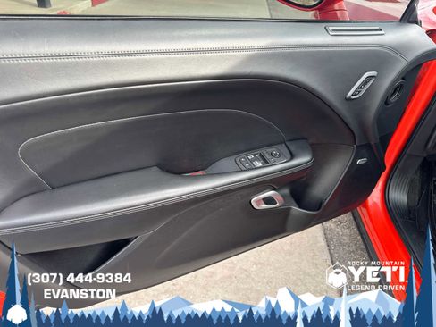 Used 2021 Dodge Challenger SXT w/ Plus Package image 14