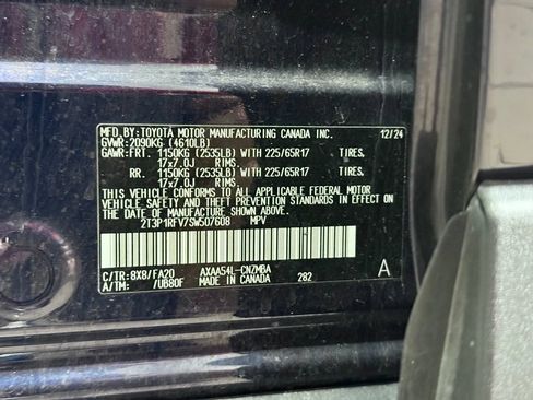 Certified 2025 Toyota RAV4 XLE AWD/4WD image 29