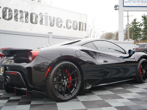 Used 2020 Ferrari 488 Pista Coupe image 6