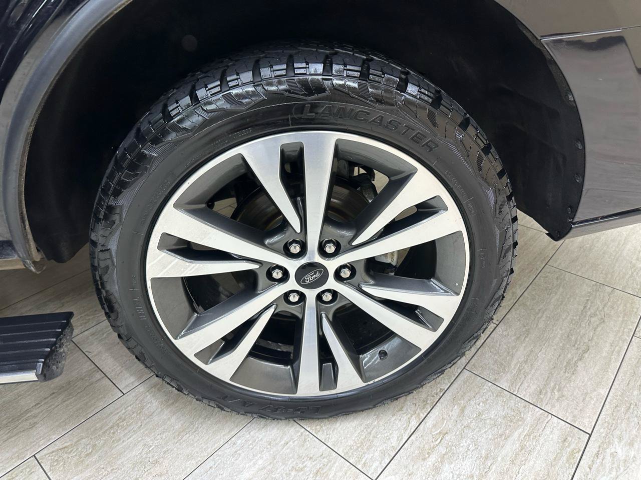 Used 2020 Ford Expedition Platinum AWD/4WD image 40
