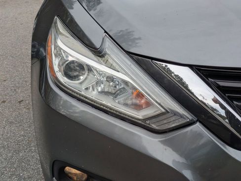 Used 2018 Nissan Altima 2.5 SR image 10