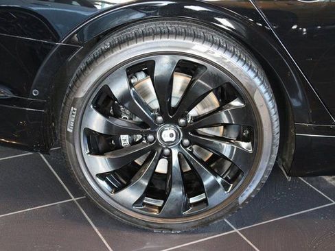 Used 2022 Bentley Flying Spur V8 image 46