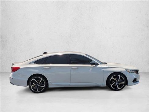Used 2021 Honda Accord Sport image 4
