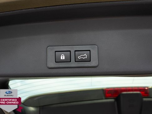 Certified 2022 Subaru Ascent Touring AWD/4WD image 34