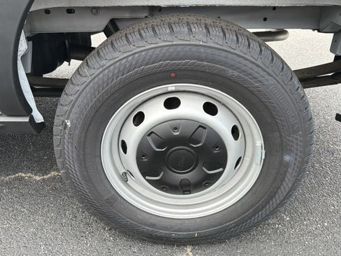 New 2026 Ford Transit 250 Low Roof RWD image 28