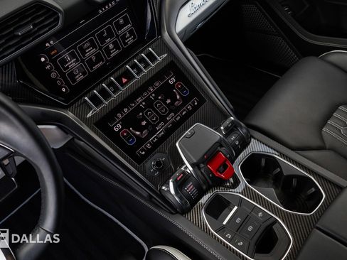 Used 2024 Lamborghini Urus S image 27