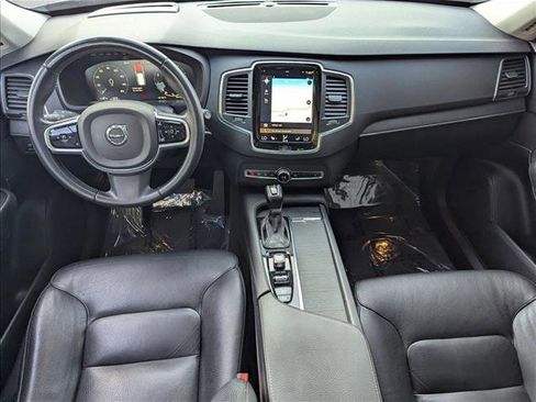 Used 2020 Volvo XC90 T6 Momentum w/ Protection Package Premier AWD/4WD image 18