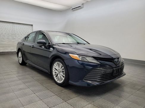 Used 2018 Toyota Camry XLE w/ Audio Package image 13