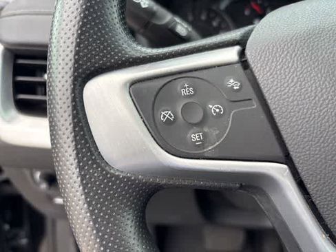 Used 2022 GMC Terrain SLE w/ Driver Convenience Package FWD image 11