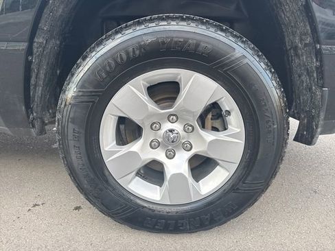 Used 2019 RAM 1500 Big Horn AWD/4WD image 26