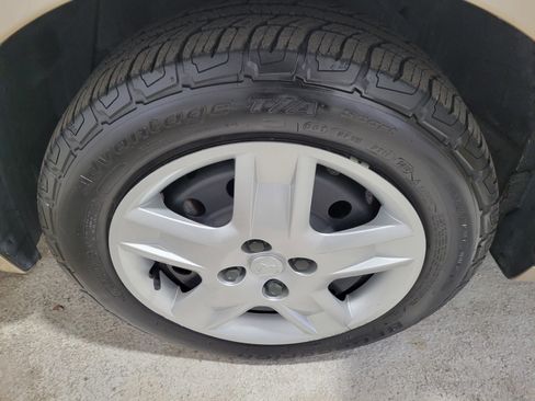 Used 2006 Saturn ION Level 2 w/ Preferred Pkg image 32