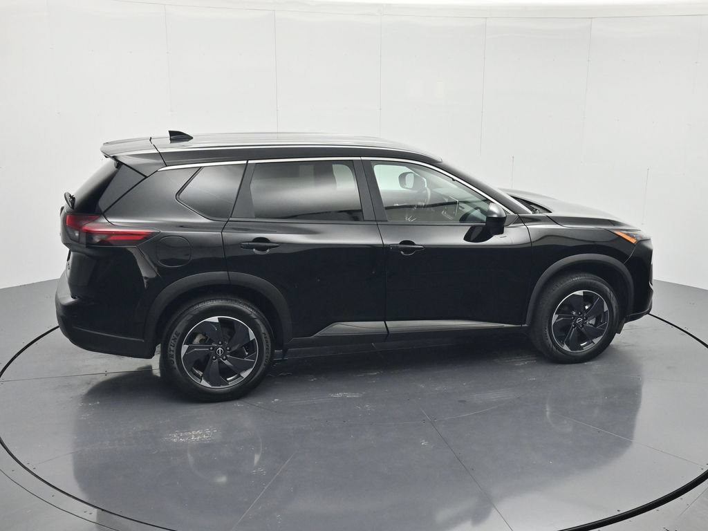 Used 2024 Nissan Rogue SV AWD/4WD image 31