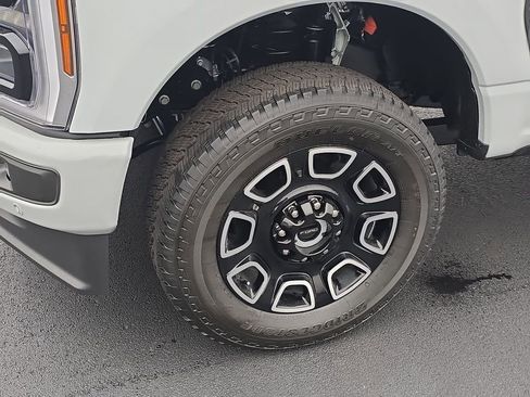 New 2026 Ford F350 Platinum image 14