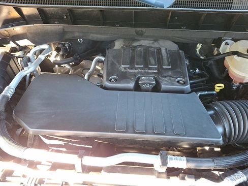 Used 2022 Chevrolet Silverado 1500 LT image 28