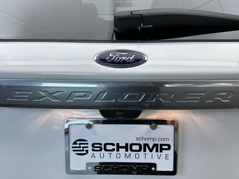 Used 2023 Ford Explorer Platinum w/ Technology Package image 25