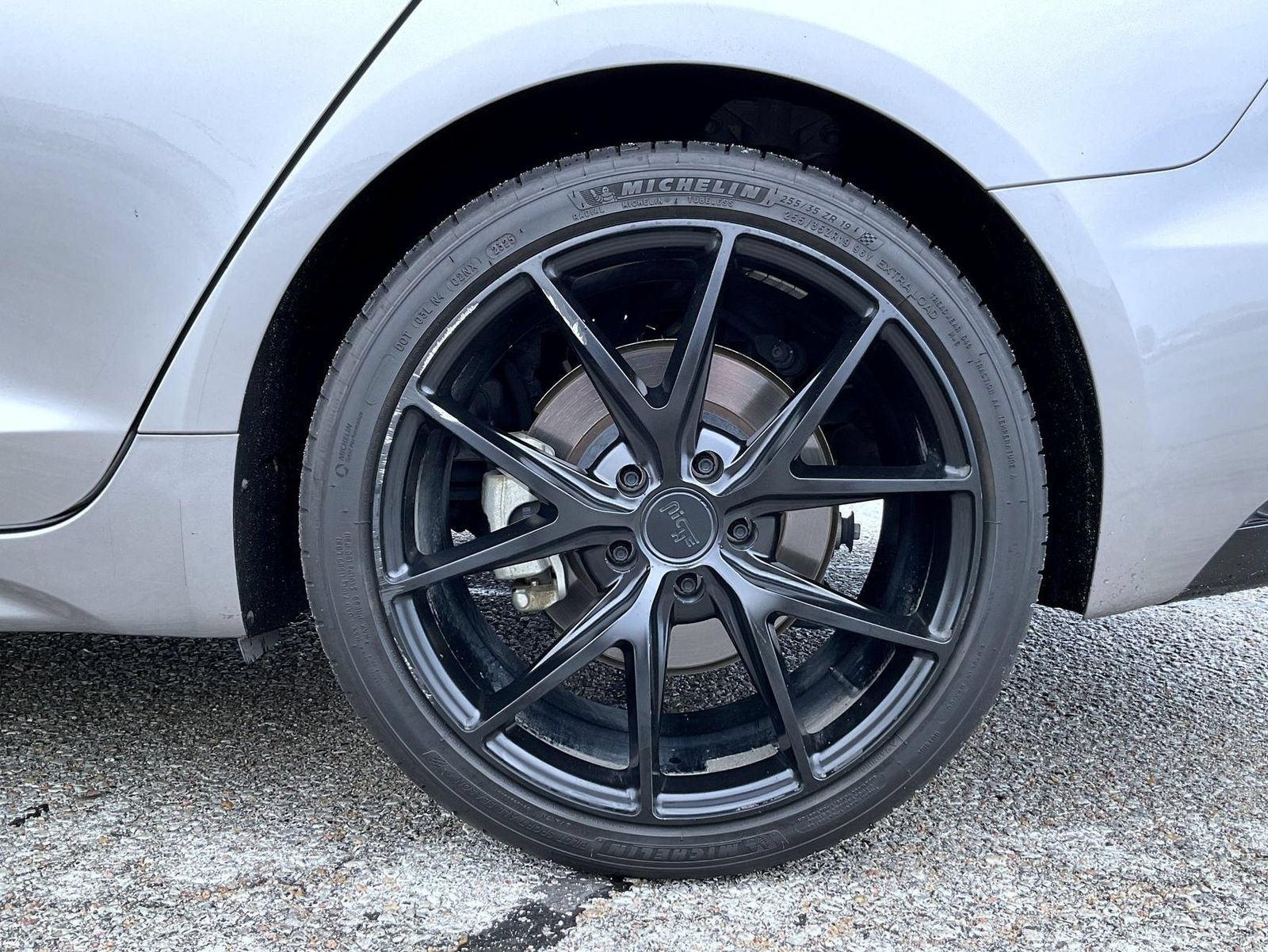 Used 2022 Genesis G70 2.0T AWD/4WD image 22