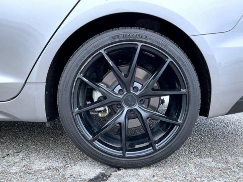 Used 2022 Genesis G70 2.0T AWD/4WD image 22